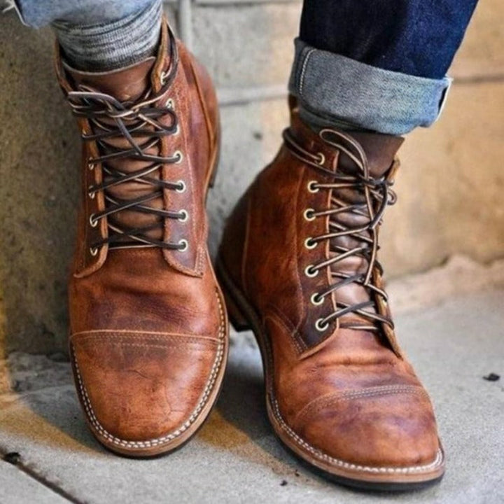 Bota Rústica com Cadarço